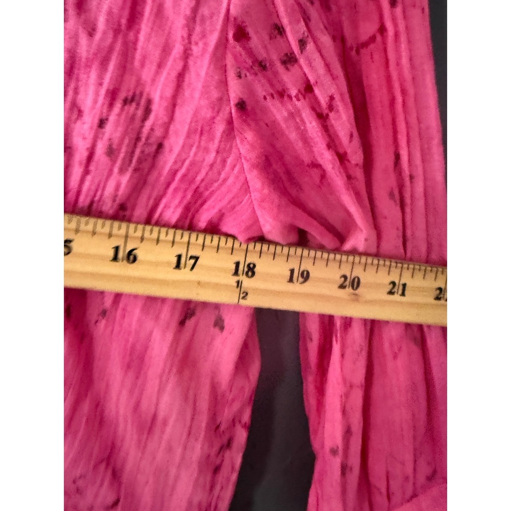 Christopher & Banks Pink Crinkle Button Down Shirt Abstract M Light Peasant - Picture 7 of 8